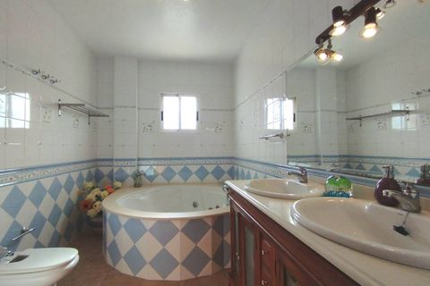 Villa i Torrevieja, Alicante, Torrevieja - € 539.000 | Ref: MLSC9630287 - foto 21