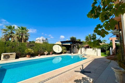 Villa a Cabo Roig, Alicante, Cabo Roig - € 790.000 | Ref: V-30389 - foto 7