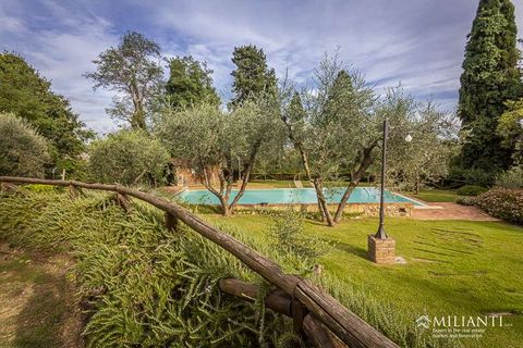 Villa a Lajatico, Pisa, Lajatico - € 290.000 | Ref: L-10-598336 - foto 6