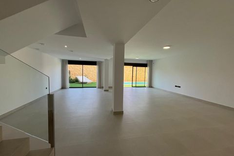 Villa i Finestrat, Alicante, Finestrat - € 720.000 | Ref: 10118 - foto 33