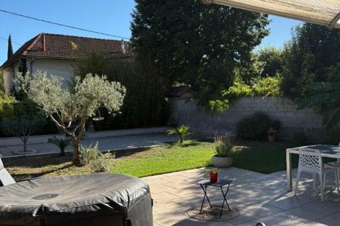 Villa i Carpentras, Vaucluse, Carpentras - € 328.000 | Ref: 419932AFAV - foto 7