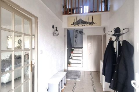 Villa a Valentigney, Doubs, Valentigney - € 259.900 | Ref: 419973KLS - foto 2