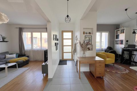 Villa a Le Mans, Sarthe, Le Mans - € 375.000 | Ref: 401060GUM - foto 11