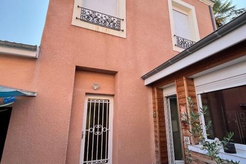 Villa a Vichy, Allier, Vichy - € 350.000 | Ref: 411466LHS - foto 2
