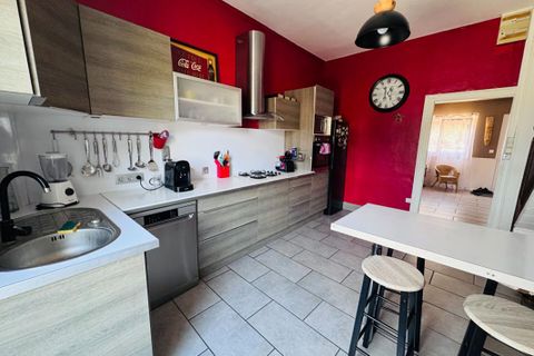 Villa a La Fermete, Nievre, La Fermete - € 147.290 | Ref: 420005JGRO - foto 5