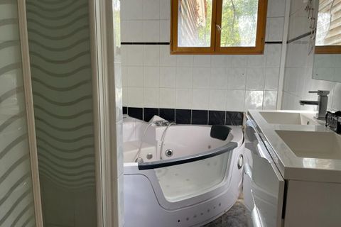 Villa a Targon, Gironde, Targon - € 343.200 | Ref: 414038WAND - foto 9
