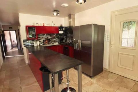 Villa a Sarrazac, Dordogne, Sarrazac - € 389.000 | Ref: 408401MMN - foto 11