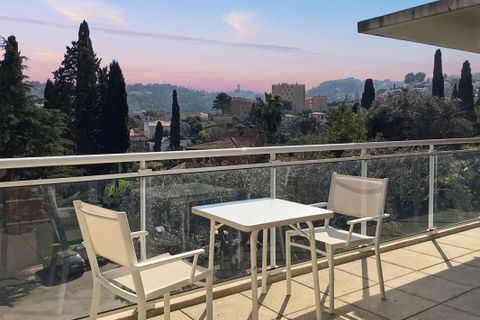 Lejlighed i Vallauris, Alpes-Maritimes, Vallauris - € 240.000 | Ref: 398558LBUI - foto 1