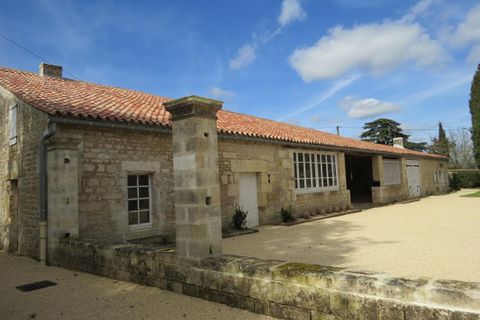 Villa i Fontenay-le-Comte, Vendee, Fontenay-le-Comte - € 1.655.000 | Ref: 410761MCM - foto 14