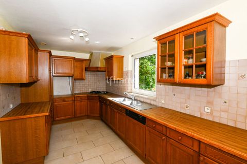 Villa i Eckbolsheim, Bas-Rhin, Eckbolsheim - € 548 000 | Ref: fr058142 - foto 7