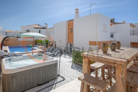 Villa i Albufeira, Faro, Albufeira - € 830.000 | Ref: 4454 - foto 1