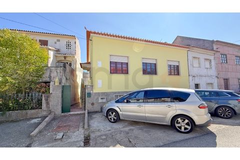 Villa a Alenquer, Lisbon, Alenquer - € 295.000 | Ref: CDCA0101-667 - foto 2