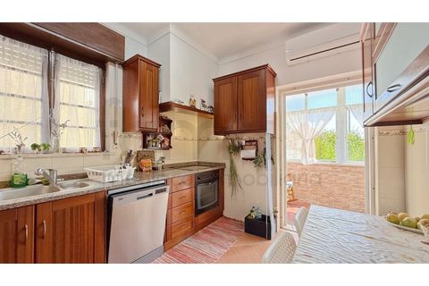 Villa a Alenquer, Lisbon, Alenquer - € 295.000 | Ref: CDCA0101-667 - foto 12