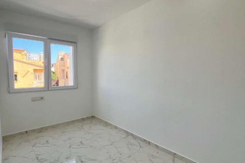 Villa a Torrevieja, Alicante, Torrevieja - € 229.000 | Ref: B-3424 - foto 18