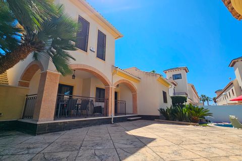 Villa i Ciudad Quesada, Alicante, Ciudad Quesada - € 565.000 | Ref: 843 - foto 19