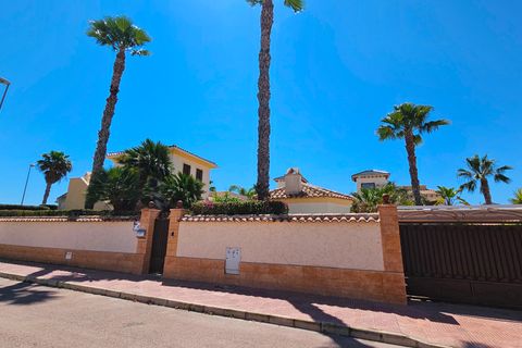 Villa i Ciudad Quesada, Alicante, Ciudad Quesada - € 565.000 | Ref: 843 - foto 49