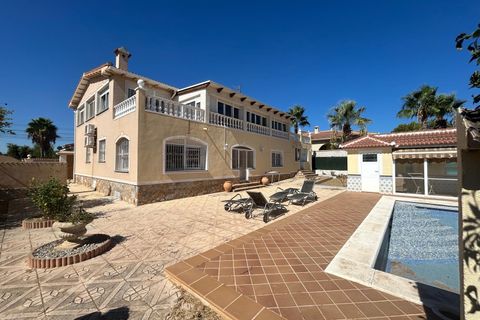 Villa a Ciudad Quesada, Alicante, Ciudad Quesada - € 695.000 | Ref: 095 - foto 2