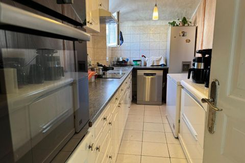 Villa i Stains, Seine-Saint-Denis, Stains - € 272.700 | Ref: 405238MVC - foto 3