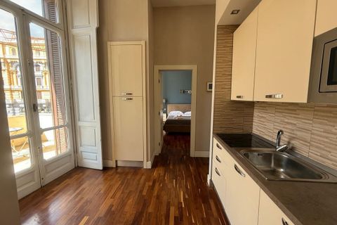Apartament a Naples, Naples, Naples - € 1.200/mes | Ref: LUG-191 - foto 6
