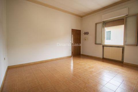 Villa a Prato, Prato, Prato - € 200.000 | Ref: DCC200 - foto 12