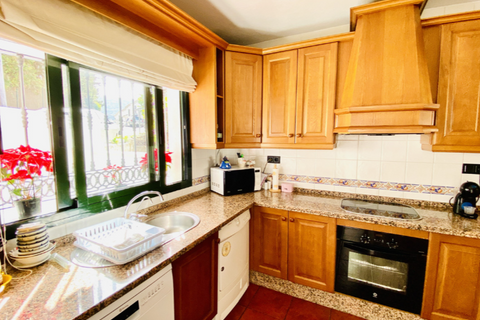 Leilighet i Marbella, Malaga, Marbella - € 620 000 | Ref: R4710415 - foto 11