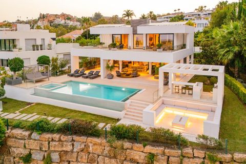 Villa a Marbella, Malaga, Marbella - € 4.995.000 | Ref: RNA144V5 - foto 1