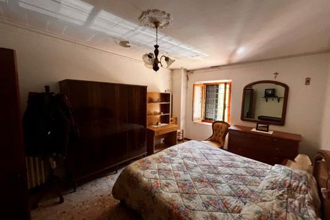 Farm hus i Cortona, Arezzo, Cortona - € 270.000 | Ref: P036 - foto 16