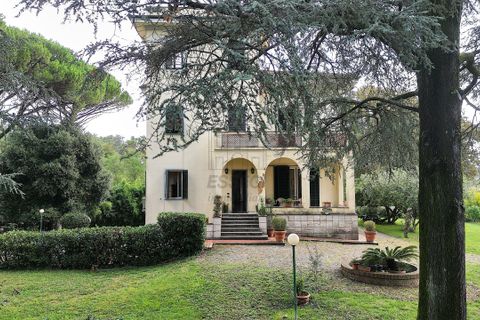 Villa i Lucca, Lucca, Lucca - € 1.200.000 | Ref: IA04000 - foto 2
