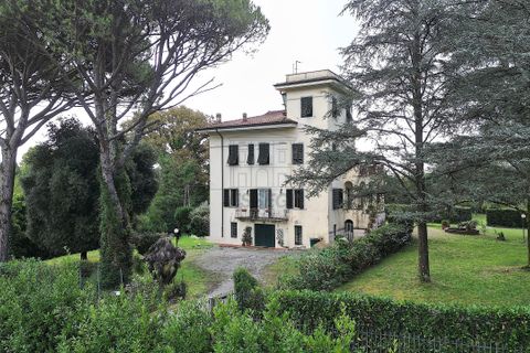Villa i Lucca, Lucca, Lucca - € 1.200.000 | Ref: IA04000 - foto 4