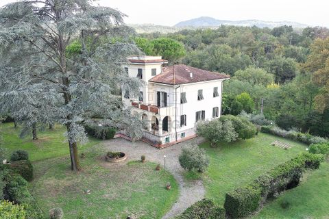 Villa i Lucca, Lucca, Lucca - € 1.200.000 | Ref: IA04000 - foto 6
