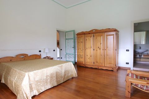 Villa i Lucca, Lucca, Lucca - € 1.200.000 | Ref: IA04000 - foto 16