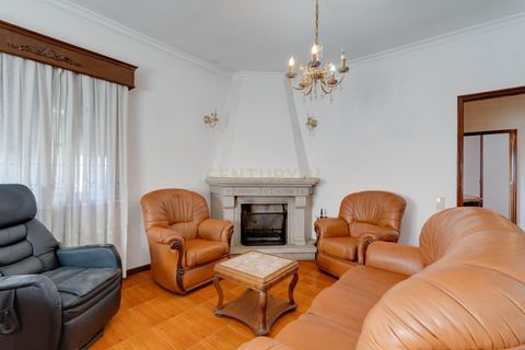 Villa a Espinho, Aveiro, Espinho - € 330.000 | Ref: C0496-00159 - foto 7