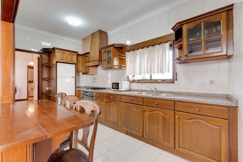 Villa a Espinho, Aveiro, Espinho - € 330.000 | Ref: C0496-00159 - foto 9