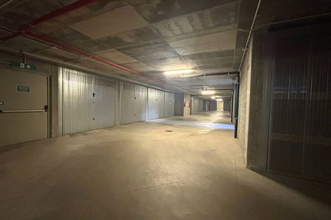 Parkeringsplads i Torino, Turin, Torino - € 70.000 | Ref: pacchiotti66box - foto 10
