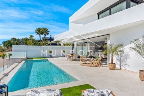 Villa i Polop, Alicante, Polop - € 755.000 | Ref: LI002-N-D - foto 1