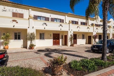 Byhus i Almancil, Faro, Almancil - € 1.350.000 | Ref: 1112 - foto 1