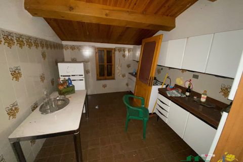 Villa a Terenzo, Parma, Terenzo - € 193.000 | Ref: 897 - foto 32