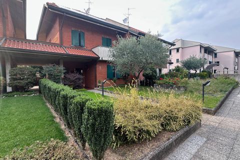 Villa i Osnago, Lecco, Osnago - € 310.000 | Ref: 1397 - foto 1