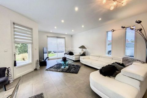 Villa a Riorges, Loire, Riorges - € 420.000 | Ref: 85163721 - foto 2