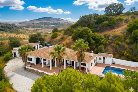 Villa a Almogia, Malaga, Almogia - € 479.000 | Ref: R5167003 - foto 2