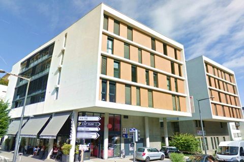 Erhvervsejendom i Lyon, Rhone, Lyon - € 82.000 | Ref: 364192774B2B4307 - foto 1
