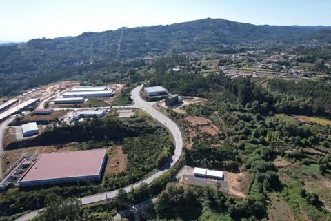 Helårsgrund i Vouzela, Viseu, Vouzela - € 220.000 | Ref: C0406-02390 - foto 2