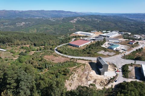 Helårsgrund i Vouzela, Viseu, Vouzela - € 220.000 | Ref: C0406-02390 - foto 7