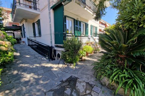 Lejlighed i Rapallo, Genoa, Rapallo - € 215.000 | Ref: A1309 - foto 1
