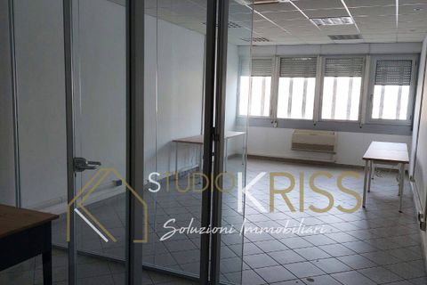 Erhvervsejendom i Ferrara, Ferrara, Ferrara - € 48.000 | Ref: V642 - foto 4