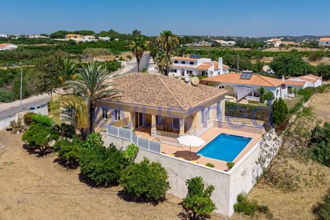 Вилла в Albufeira, Faro, Albufeira - € 1 200 000 | Ссылка: V4-08 (PR-057) - photo 14