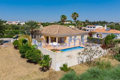 Вилла в Albufeira, Faro, Albufeira - € 1 200 000 | Ссылка: V4-08 (PR-057) - photo 15
