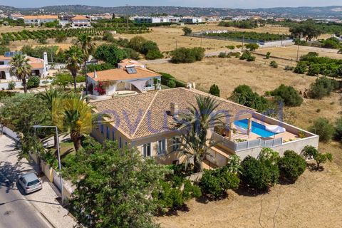 Вилла в Albufeira, Faro, Albufeira - € 1 200 000 | Ссылка: V4-08 (PR-057) - photo 16