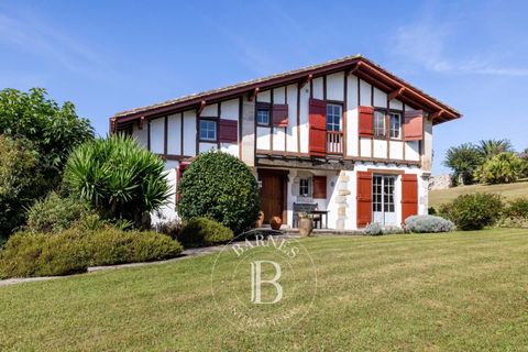 Villa a Urrugne, Pyrenees-Atlantiques, Urrugne - € 1.166.000 | Ref: M1755 - foto 2