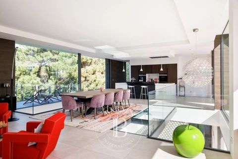 Villa a Anglet, Pyrenees-Atlantiques, Anglet - € 6.990.000 | Ref: M1758 - foto 14